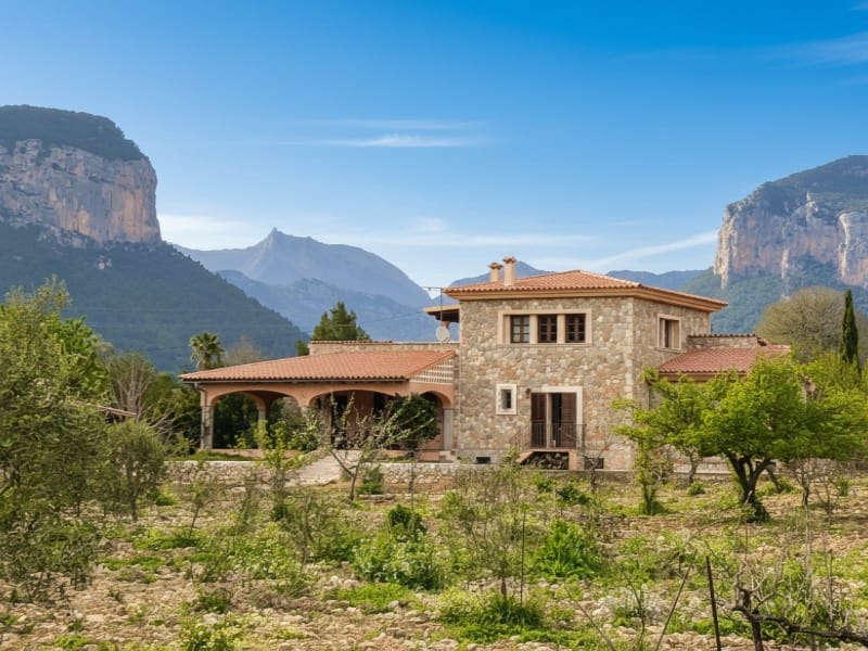 4 soverom Finca/Herregård til salgs i Alaro med garasje - € 2 600 000 (Ref: 8570830)