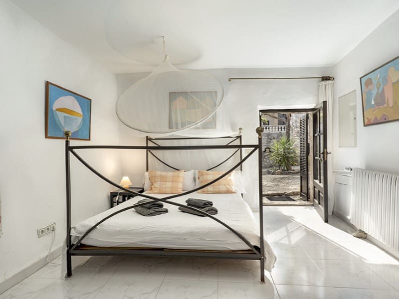 6 soveværelse Finca/Landehus til salg i Selva med swimmingpool - € 4.950.000 (Ref: 8570831)