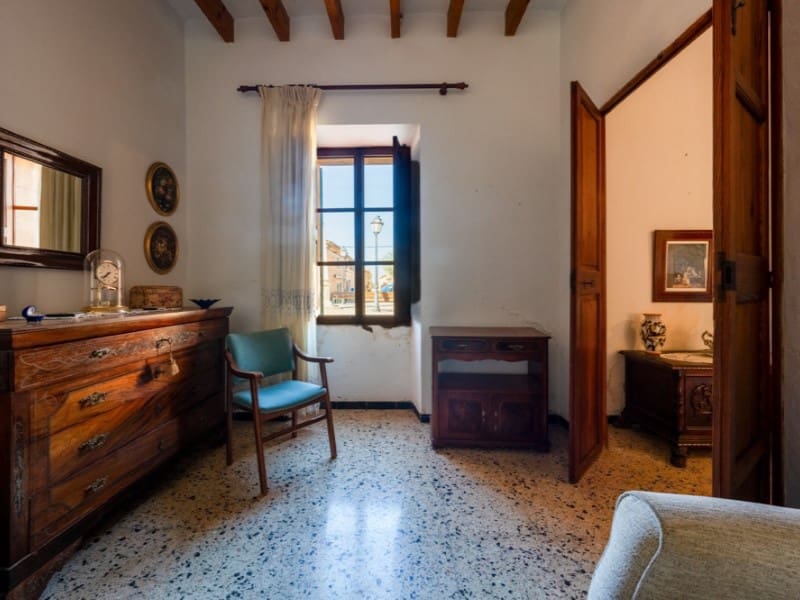 Chalet de 6 habitaciones en Sencelles en venta con garaje - 750.000 € (Ref: 8575006)