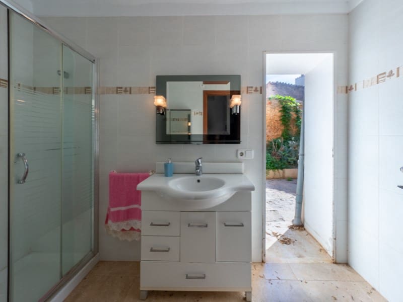 Chalet de 6 habitaciones en Sencelles en venta con garaje - 750.000 € (Ref: 8575006)