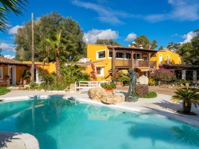 10 soveværelse Finca/Landehus til salg i Algaida med swimmingpool - € 1.998.000 (Ref: 8583000)