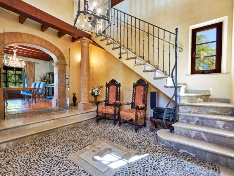 4 bedroom Finca/Country House for sale in Moscari with pool - € 1,980,000 (Ref: 8584413)