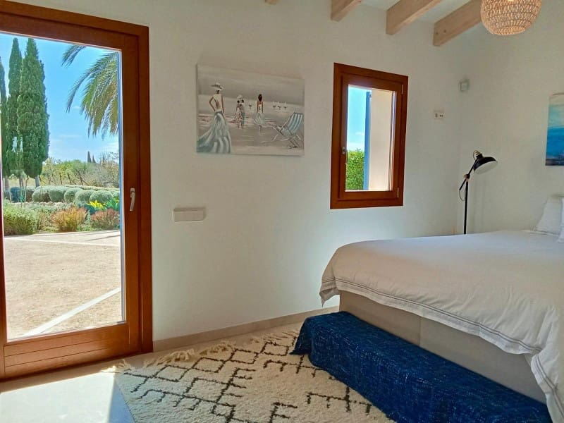 4 soveværelse Finca/Landehus til salg i Selva med swimmingpool - € 2.500.000 (Ref: 8602137)