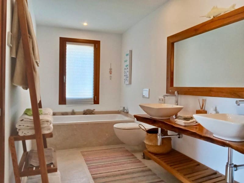 4 soveværelse Finca/Landehus til salg i Selva med swimmingpool - € 2.500.000 (Ref: 8602137)