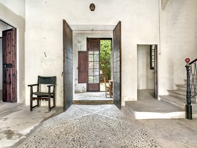 7 soverom Villa til salgs i Llucmajor med garasje - € 1 950 000 (Ref: 8602138)