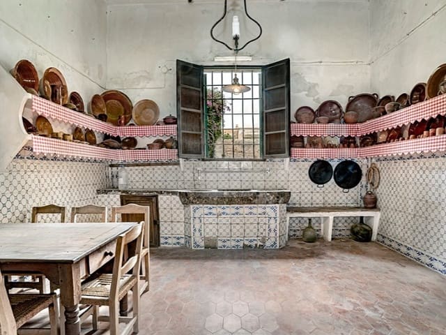 7 soverom Villa til salgs i Llucmajor med garasje - € 1 950 000 (Ref: 8602138)