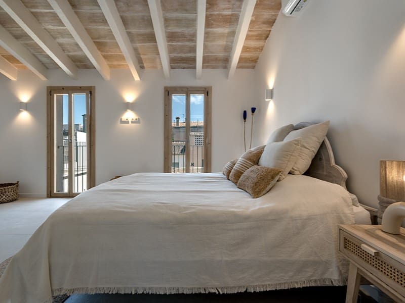 3 bedroom Villa for sale in Maria de la Salud / Maria de la Salut with pool - € 990,000 (Ref: 8612670)