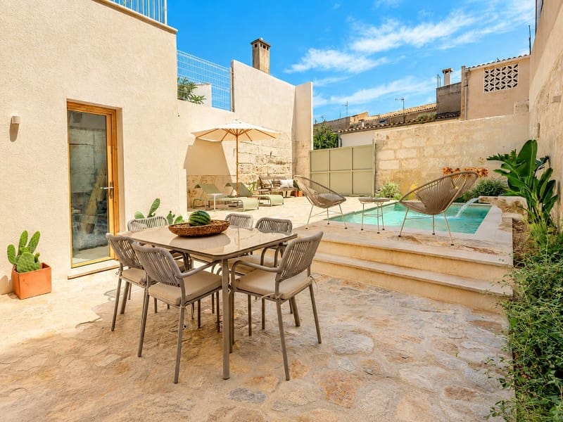 3 bedroom Villa for sale in Maria de la Salud / Maria de la Salut with pool - € 990,000 (Ref: 8612670)