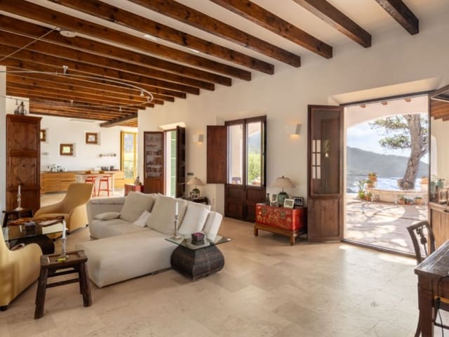 3 soveværelse Finca/Landehus til salg i Sóller med swimmingpool - € 9.800.000 (Ref: 8628477)