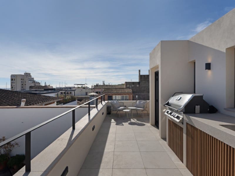 3 soveværelse Villa til salg i Palma de Mallorca med swimmingpool garage - € 2.400.000 (Ref: 8687910)