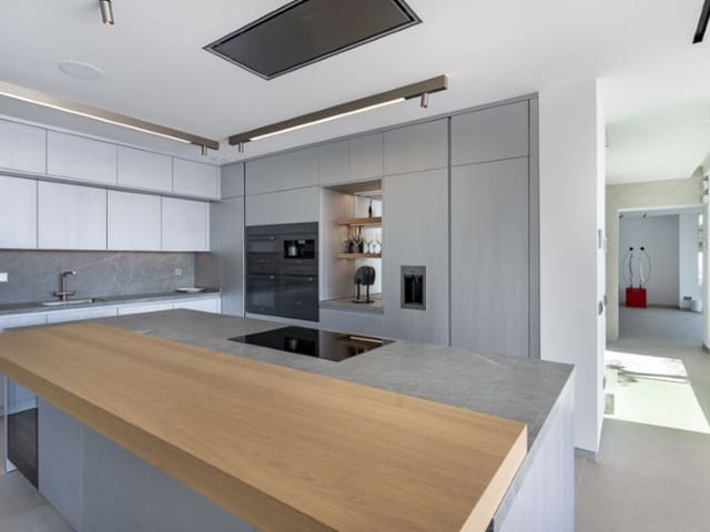 5 soveværelse Villa til salg i Costa de la Calma, Calvià med swimmingpool - € 4.250.000 (Ref: 8703118)