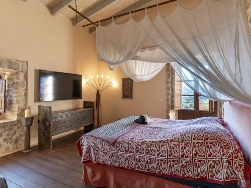 4 soveværelse Finca/Landehus til salg i Porreres med swimmingpool - € 5.800.000 (Ref: 8704243)