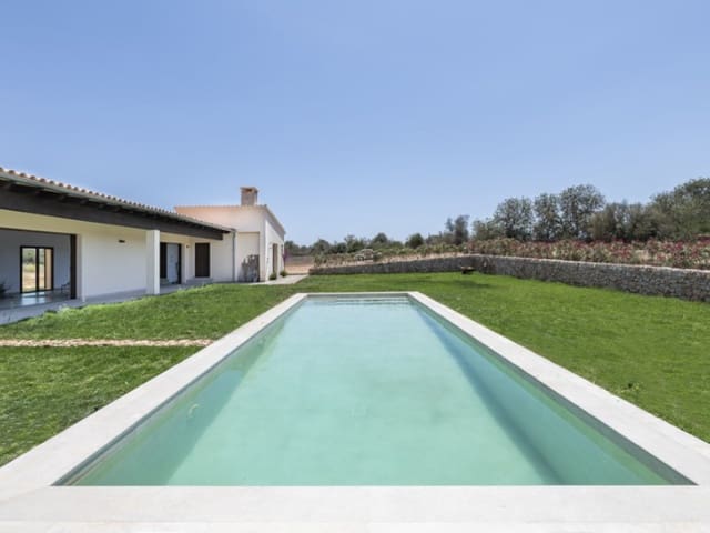 3 slaapkamer Finca/Landhuis te koop in Ses Salines met zwembad garage - € 1.995.000 (Ref: 8765471)