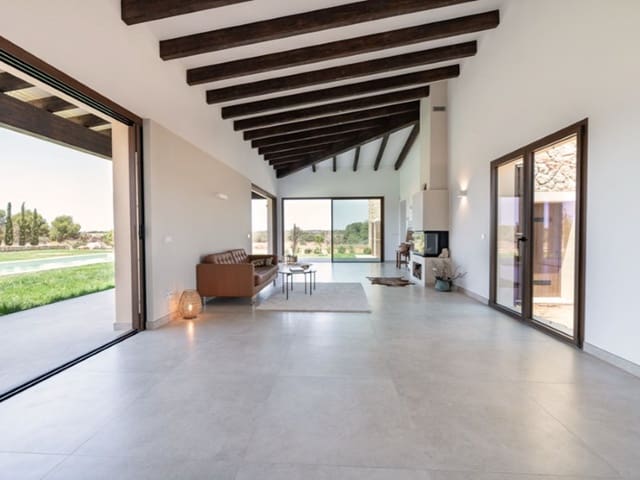 3 slaapkamer Finca/Landhuis te koop in Ses Salines met zwembad garage - € 1.995.000 (Ref: 8765471)