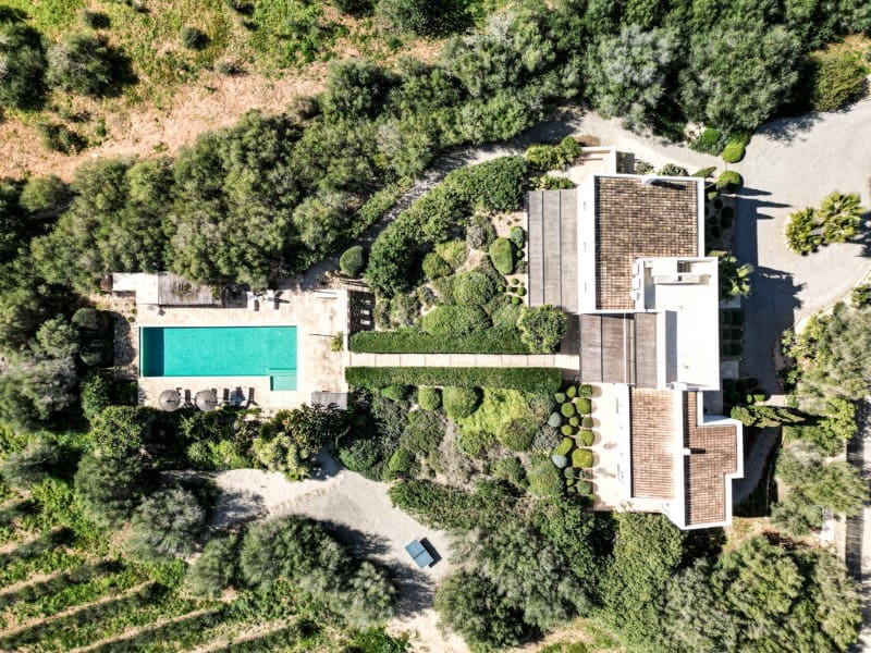 4 soveværelse Finca/Landehus til salg i Ses Salines med swimmingpool - € 3.590.000 (Ref: 8822745)