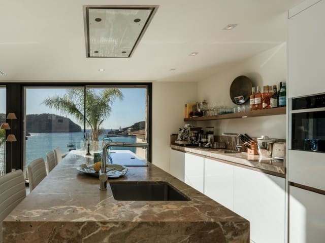 5 quarto Moradia para venda em Puerto de Soller / Port de Soller, Sóller com piscina - 6 450 000 € (Ref: 8836827)