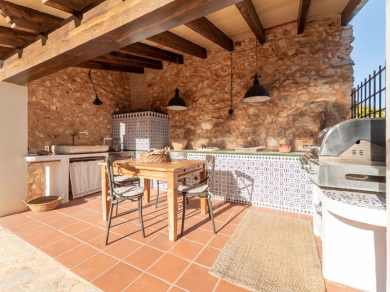 4 slaapkamer Finca/Landhuis te koop in Felanitx met zwembad - € 2.435.000 (Ref: 8841367)