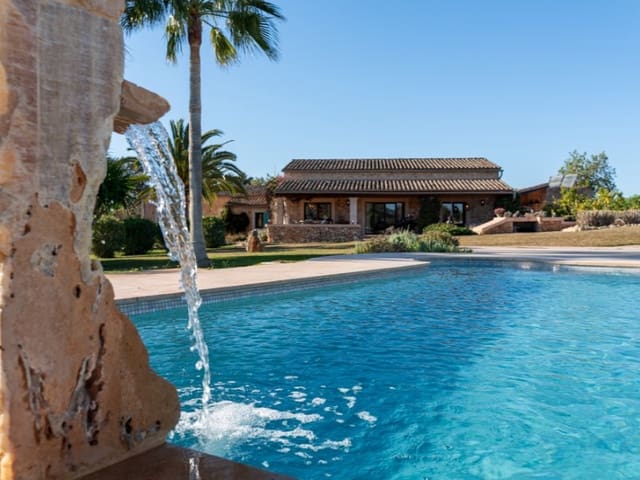 3 soveværelse Finca/Landehus til salg i Felanitx med swimmingpool - € 2.435.000 (Ref: 8841367)