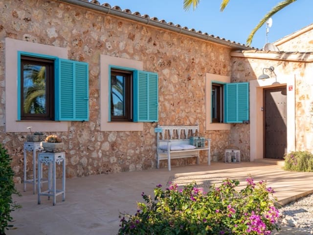3 soveværelse Finca/Landehus til salg i Felanitx med swimmingpool - € 2.435.000 (Ref: 8841367)
