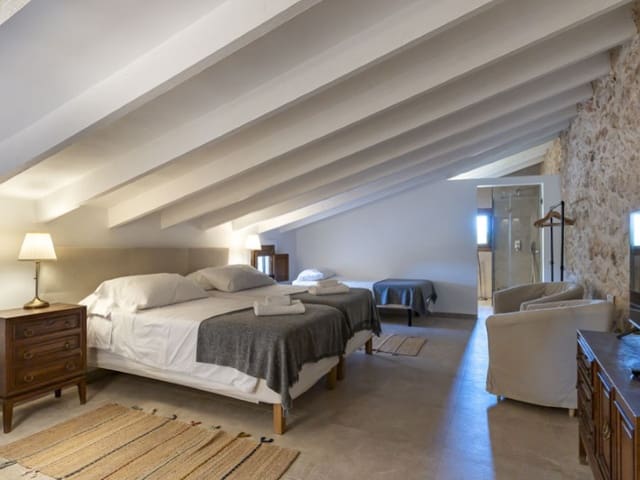 6 soverom Finca/Herregård til salgs i Sencelles med svømmebasseng - € 4 400 000 (Ref: 8857627)