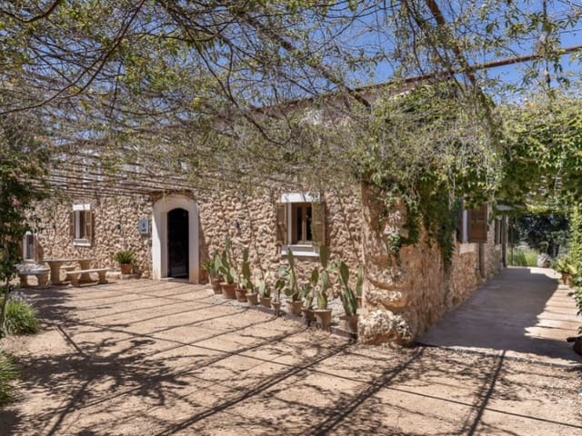 6 soverom Finca/Herregård til salgs i Sencelles med svømmebasseng - € 4 400 000 (Ref: 8857627)