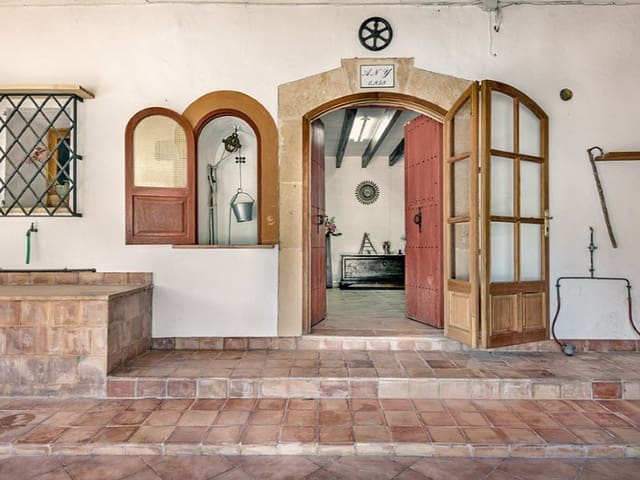 4 chambre Finca/Maison de Campagne à vendre à Sant Joan avec garage - 760 000 € (Ref: 8880048)