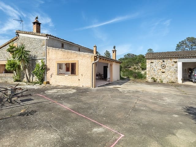 4 chambre Finca/Maison de Campagne à vendre à Sant Joan avec garage - 760 000 € (Ref: 8880048)