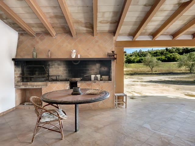 4 chambre Finca/Maison de Campagne à vendre à Sant Joan avec garage - 760 000 € (Ref: 8880048)