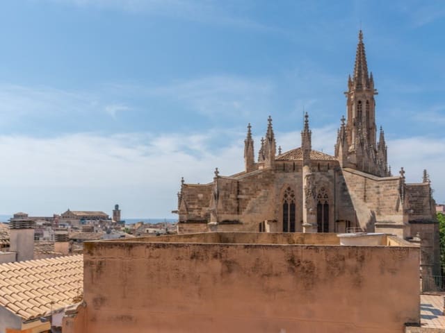 7 soveværelse Villa til salg i El Mercat, Palma de Mallorca - € 2.500.000 (Ref: 8896817)