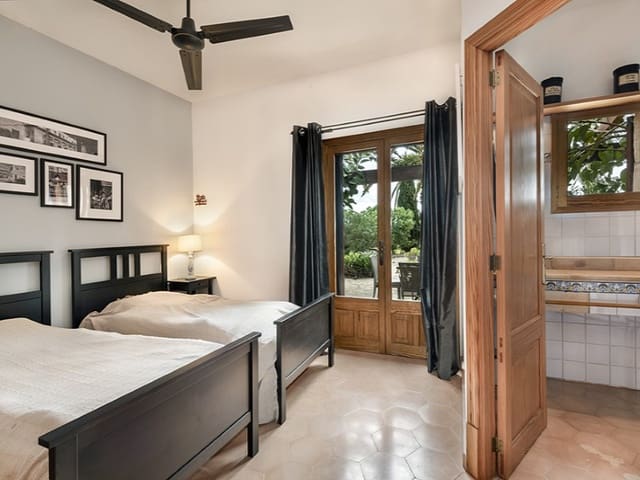 8 chambre Finca/Maison de Campagne à vendre à Campos avec garage - 2 430 000 € (Ref: 8912117)