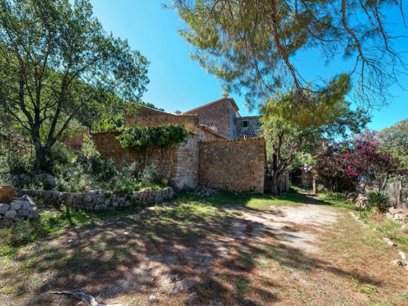 6 soveværelse Finca/Landehus til salg i Deia - € 3.900.000 (Ref: 8929190)