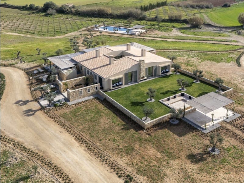 18 soveværelse Finca/Landehus til salg i Algaida med swimmingpool garage - € 17.500.000 (Ref: 8932540)