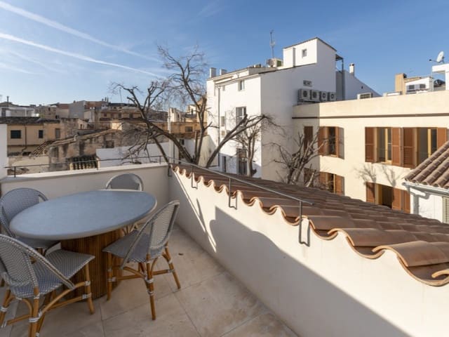 3 bedroom Apartment for sale in El Sindicat, Palma de Mallorca - € 2,590,000 (Ref: 8947509)