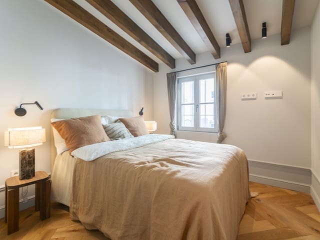 3 bedroom Apartment for sale in El Sindicat, Palma de Mallorca - € 2,590,000 (Ref: 8947509)