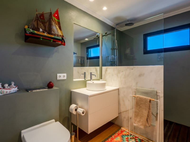 4 bedroom Villa for sale in Portocolom with pool garage - € 2,600,000 (Ref: 8957920)