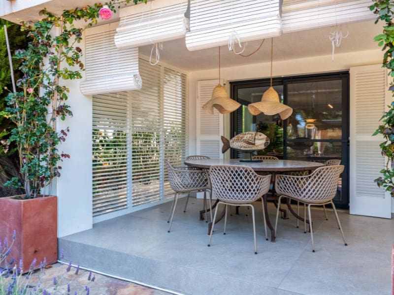 4 bedroom Villa for sale in Portocolom with pool garage - € 2,600,000 (Ref: 8957920)