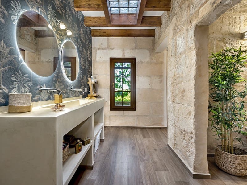 5 soveværelse Finca/Landehus til salg i Llubi med swimmingpool - € 2.300.000 (Ref: 8957921)