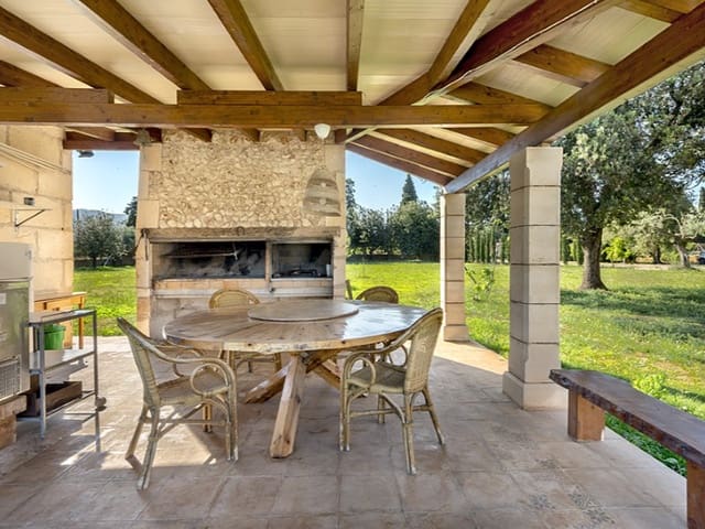 5 soverom Finca/Herregård til salgs i Llubí med svømmebasseng - € 2 300 000 (Ref: 8957921)