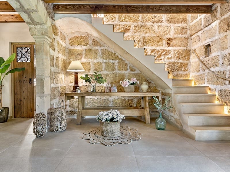 5 soveværelse Finca/Landehus til salg i Llubi med swimmingpool - € 2.300.000 (Ref: 8957921)