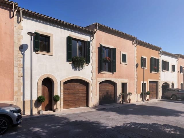 3 soveværelse Villa til salg i Campos med swimmingpool - € 685.000 (Ref: 8971583)