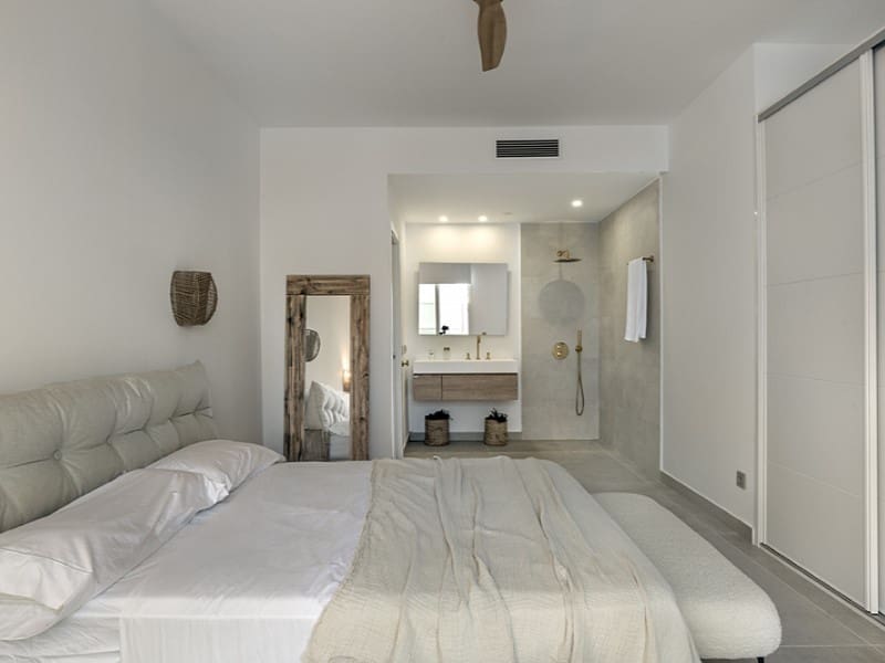 3 bedroom Villa for sale in Colonia de Sant Jordi with pool - € 850,000 (Ref: 8972655)