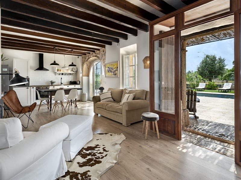 3 bedroom Finca/Country House for sale in Lloseta with pool - € 1,250,000 (Ref: 8976480)