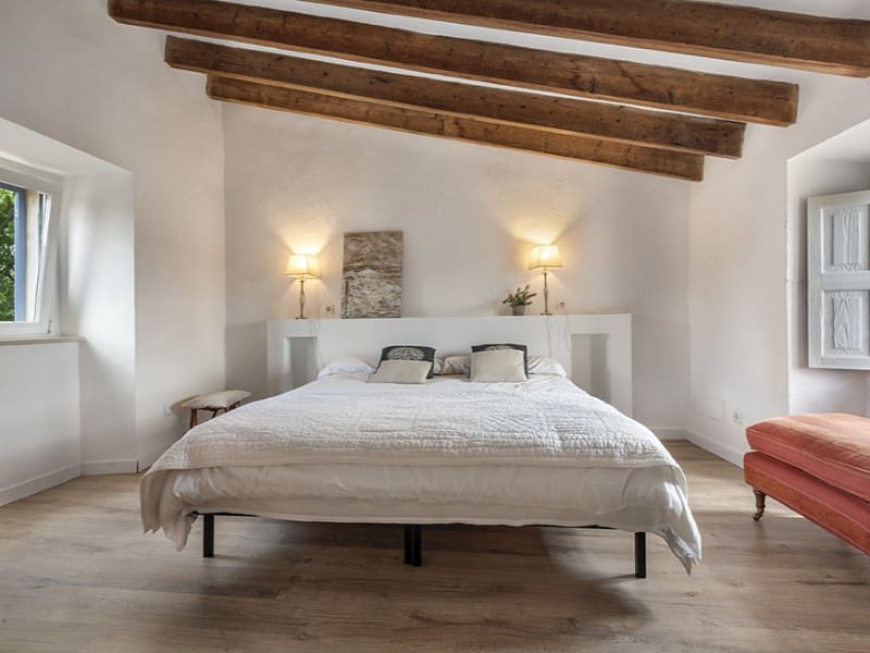 3 bedroom Finca/Country House for sale in Lloseta with pool - € 1,250,000 (Ref: 8976480)