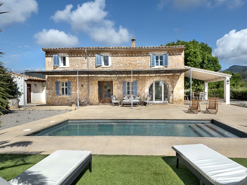 3 bedroom Finca/Country House for sale in Lloseta with pool - € 1,250,000 (Ref: 8976480)