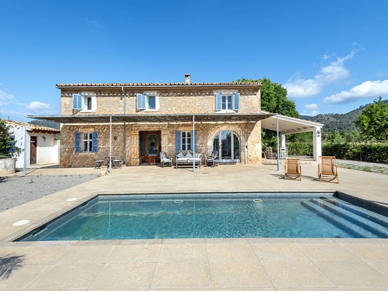 3 bedroom Finca/Country House for sale in Lloseta with pool - € 1,250,000 (Ref: 8976480)