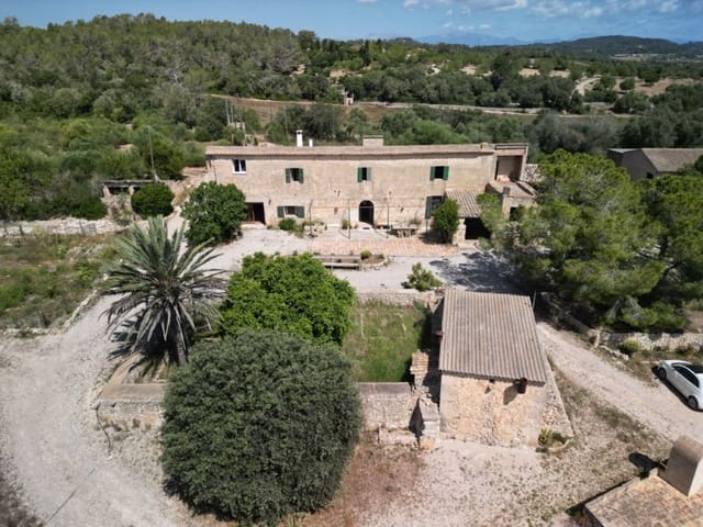 8 soveværelse Finca/Landehus til salg i Porreres - € 1.600.000 (Ref: 8994302)