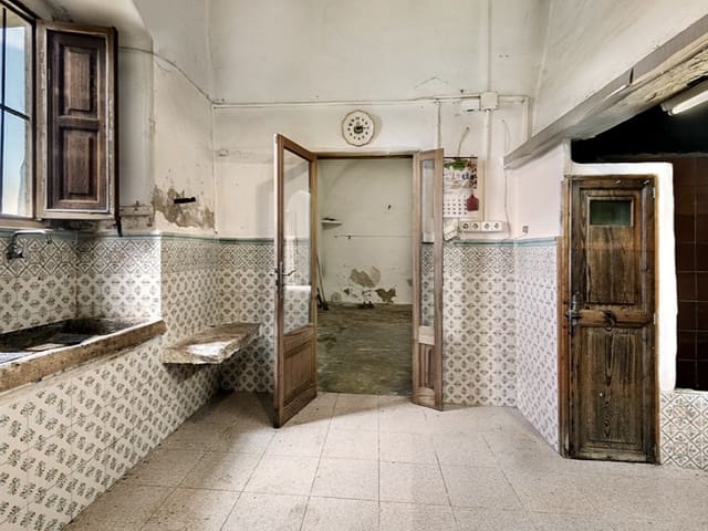 4 slaapkamer Finca/Landhuis te koop in Campos met garage - € 1.300.000 (Ref: 8994303)