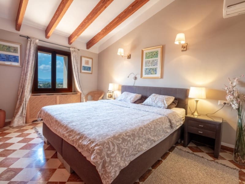 6 soveværelse Finca/Landehus til salg i L'Aranjassa / S'Aranjassa med swimmingpool garage - € 2.190.000 (Ref: 9000389)