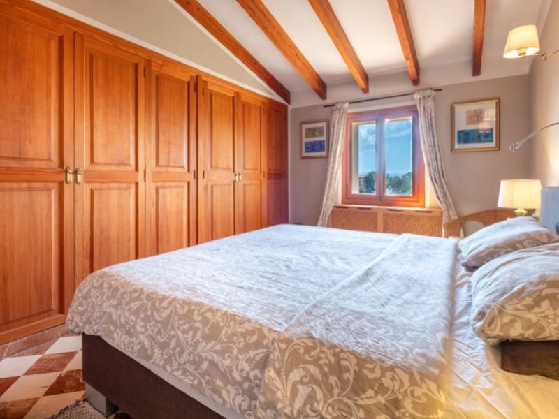 6 soveværelse Finca/Landehus til salg i L'Aranjassa / S'Aranjassa med swimmingpool garage - € 2.190.000 (Ref: 9000389)