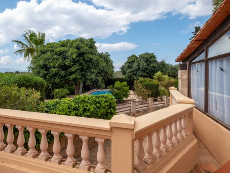 6 soveværelse Finca/Landehus til salg i L'Aranjassa / S'Aranjassa med swimmingpool garage - € 2.190.000 (Ref: 9000389)